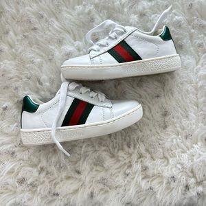 Toddler Gucci shoes size 22( US size 6)